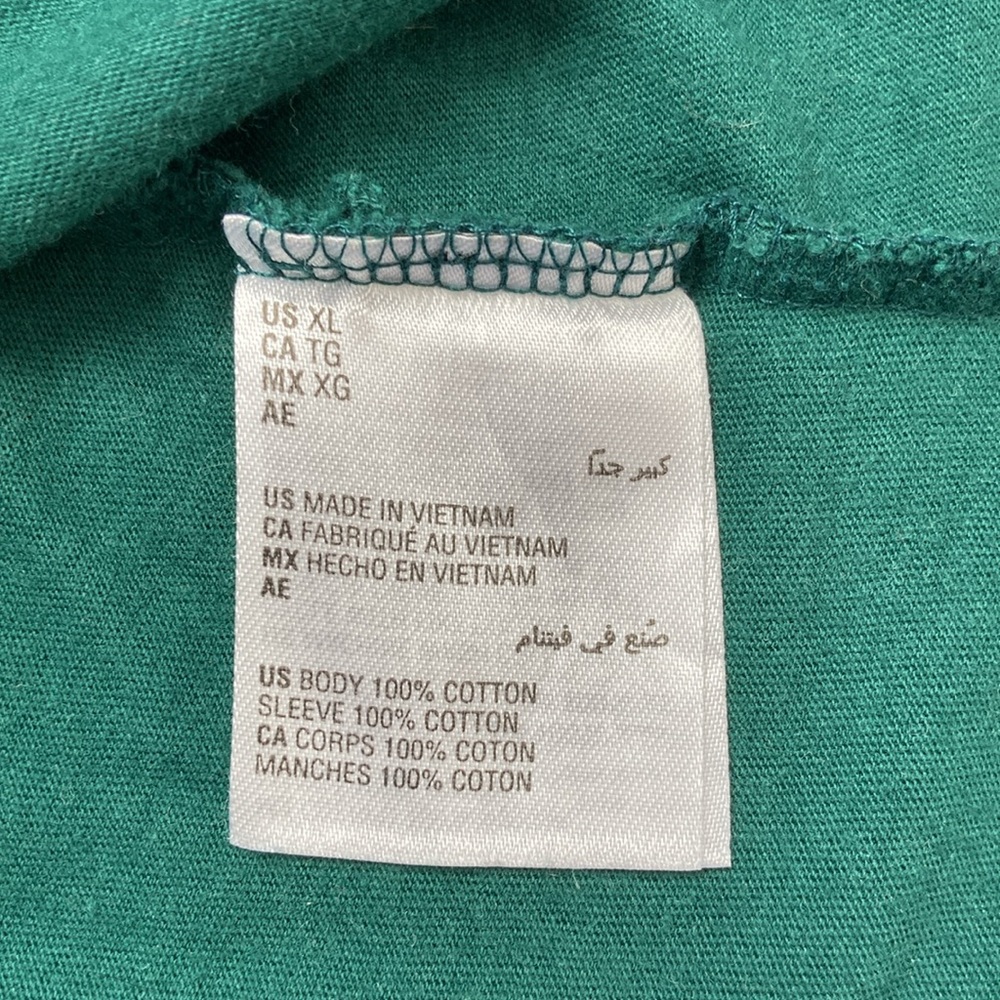 Amalfi Emerald Color Top with Eyelet Balloon Sleeves - Picture 8 of 8